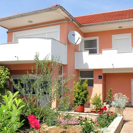 Apartment Bura 希贝尼克 外观 照片